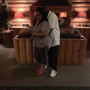 Meet your Posher, Yvette